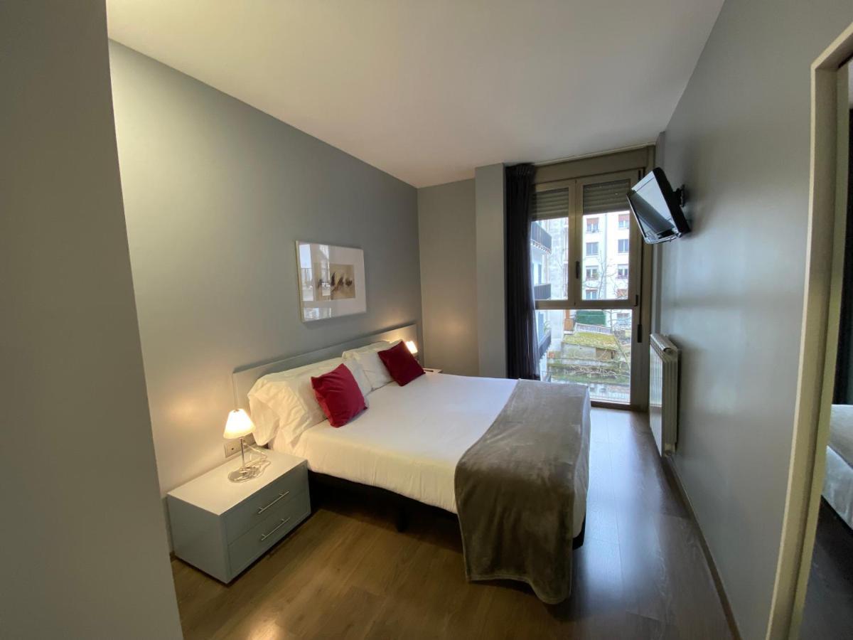 Gros City Apartments San Sebastian Buitenkant foto