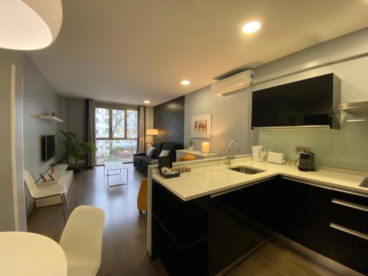 Gros City Apartments San Sebastian Buitenkant foto